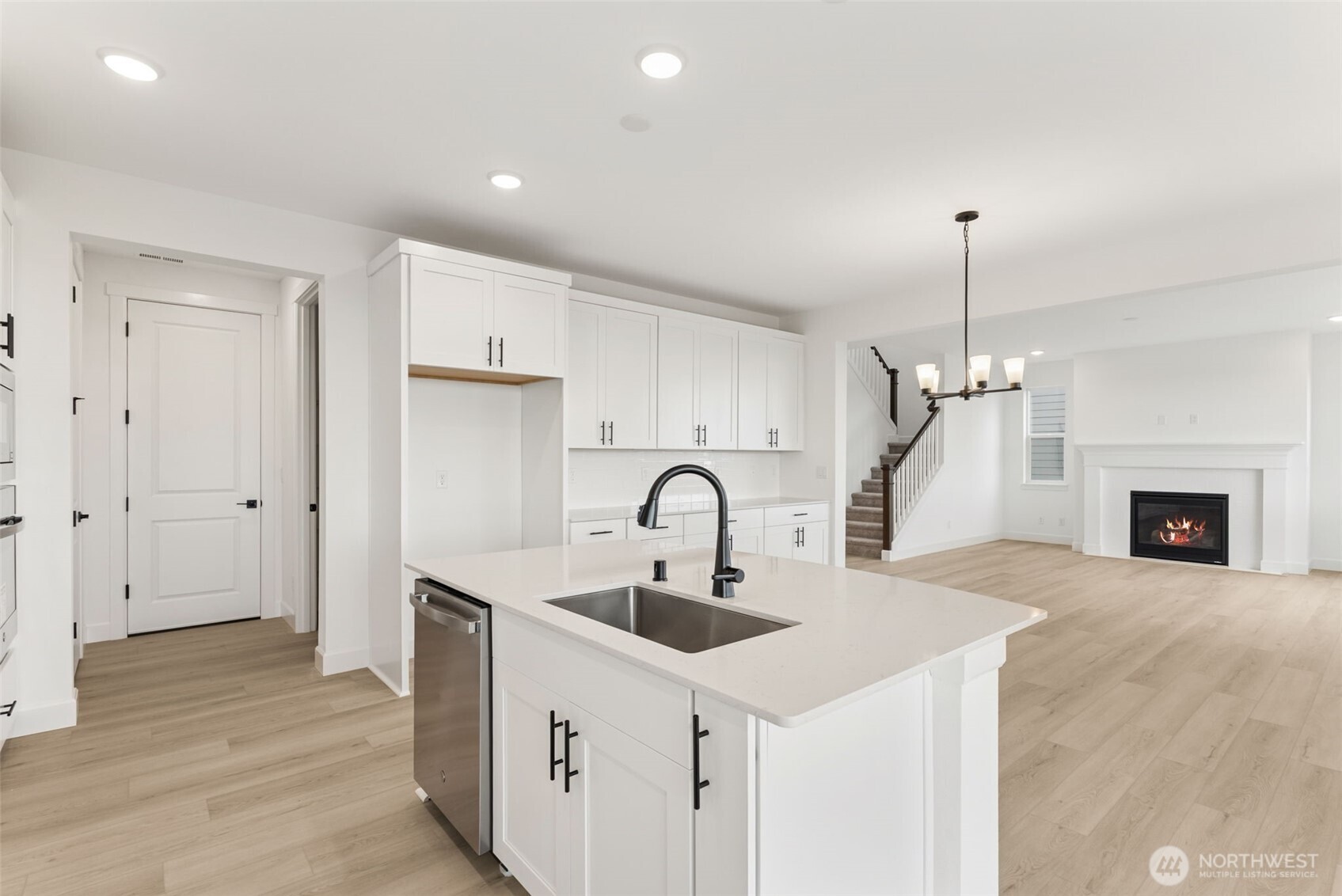 10625 Treasure Drive NW 123