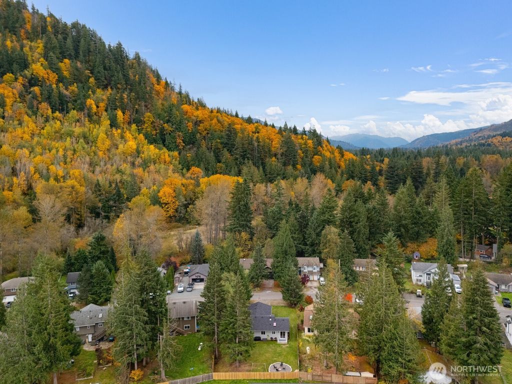 Photo of 2991 Green Valley Drive, Maple Falls, WA 98266 (MLS # 2447998)