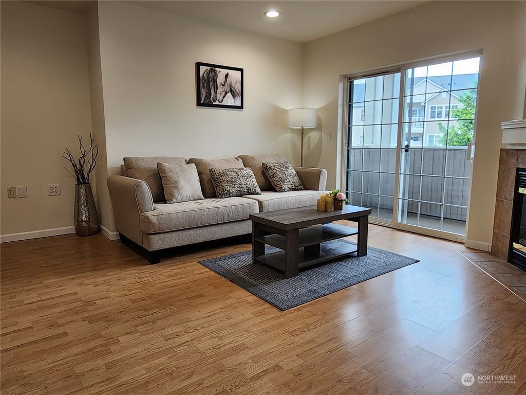 Photo of 14714 Admiralty Way #B 208, Lynnwood, WA 98087 (MLS # 2252782)