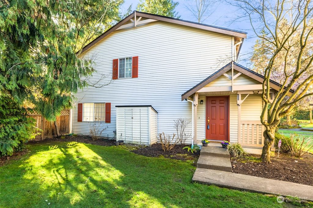 Photo of 15600 116th Avenue NE #I-1, Bothell, WA 98011 (MLS # 2028868)