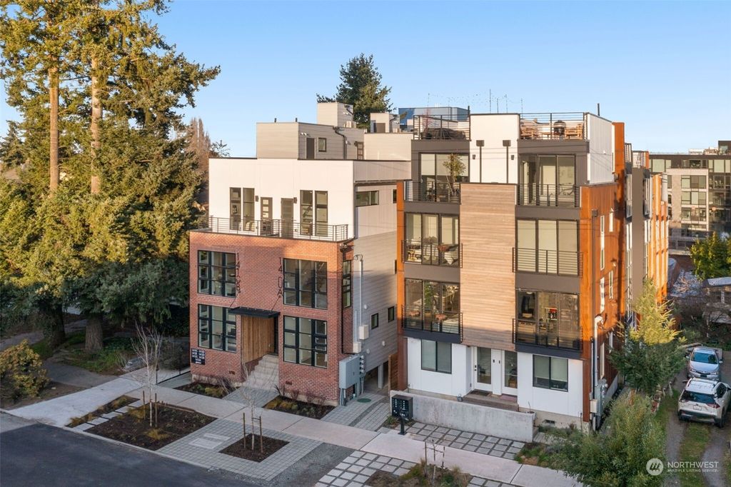 Photo of 1412 C 21st Avenue, Seattle, WA 98122 (MLS # 2316138)