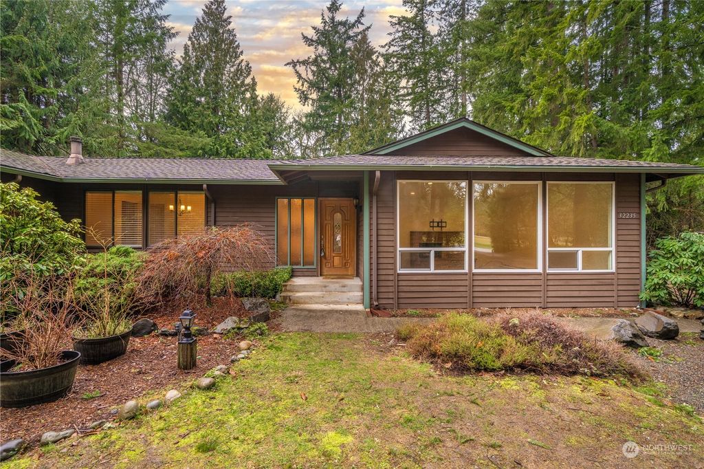 Photo of 32235 194th Avenue SE, Kent, WA 98042 (MLS # 2037754)