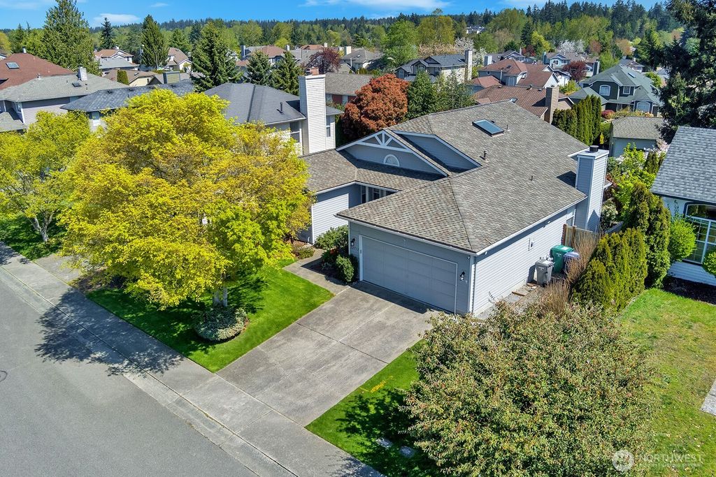 Photo of 32712 20th Avenue SW, Federal Way, WA 98023 (MLS # 2361542)