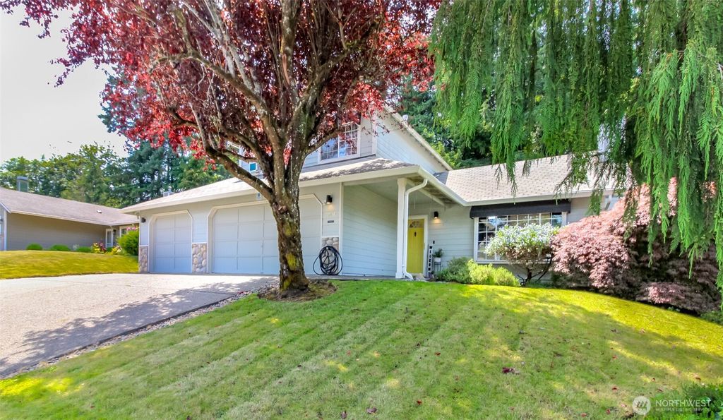 Photo of 35459 25th Place S, Federal Way, WA 98003 (MLS # 2394475)