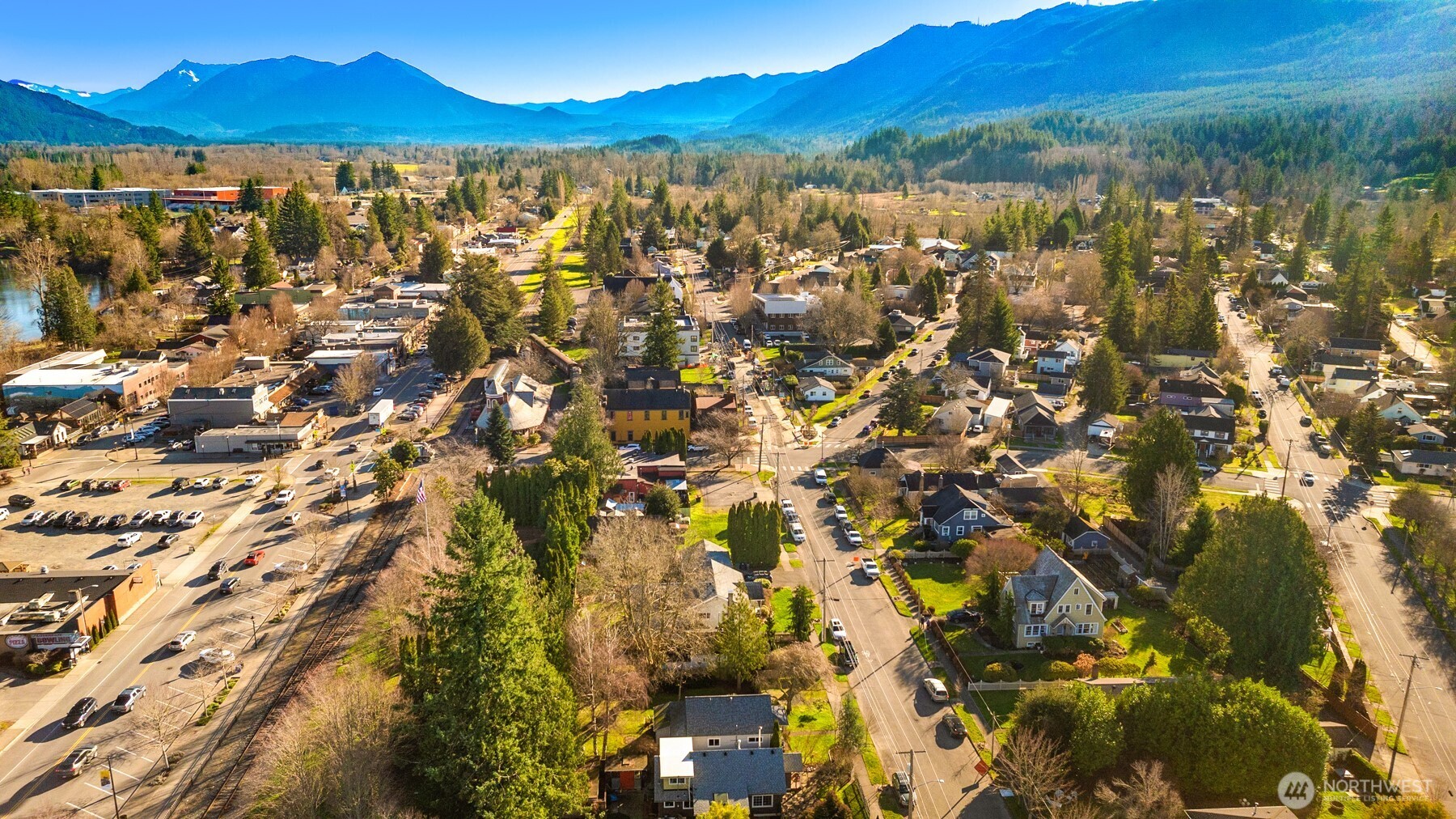 7950 Maple Avenue SE