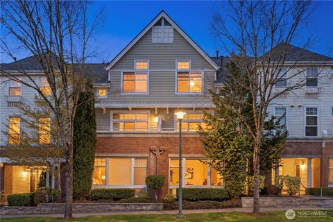 Photo of 1439 Huckleberry Cir, Issaquah, WA 98029 (MLS # 2503258)