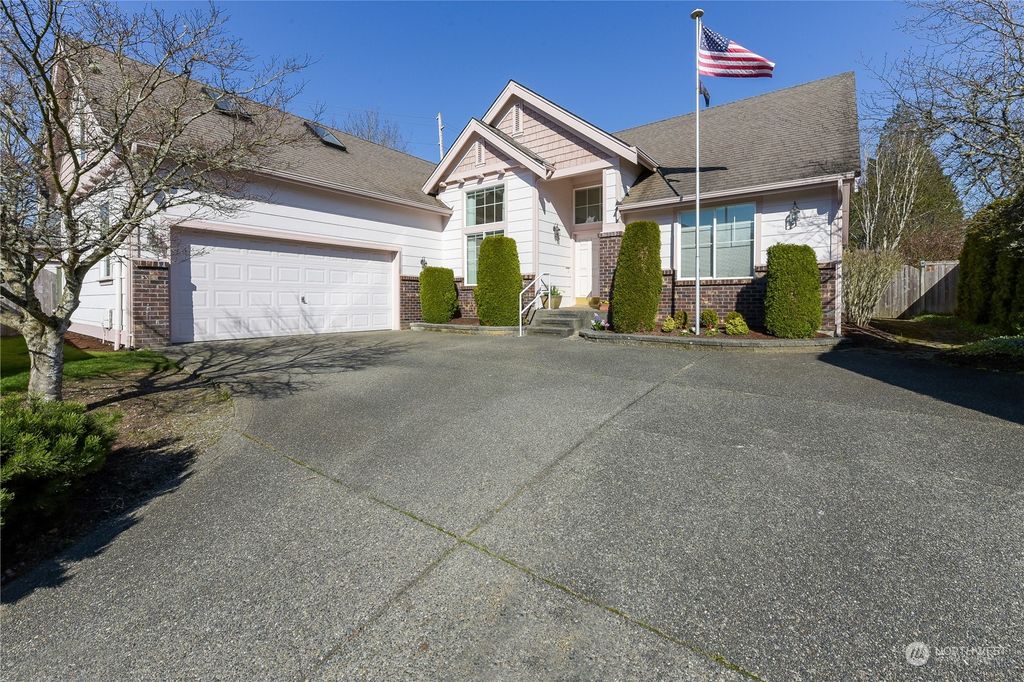 Photo of 27608 44th Place S, Auburn, WA 98001 (MLS # 2210979)