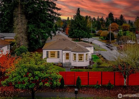 Photo of 502 E 84th St St, Tacoma, WA 98445 (MLS # 2435253)