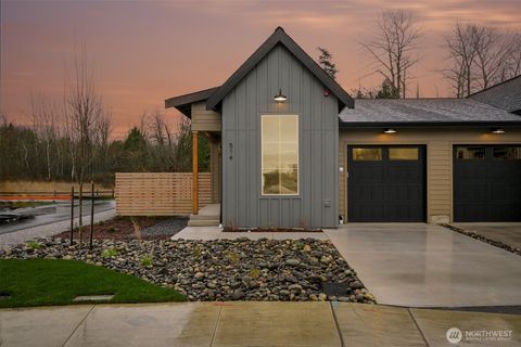 Photo of 514 Northview Street, Bellingham, WA 98226 (MLS # 2460262)