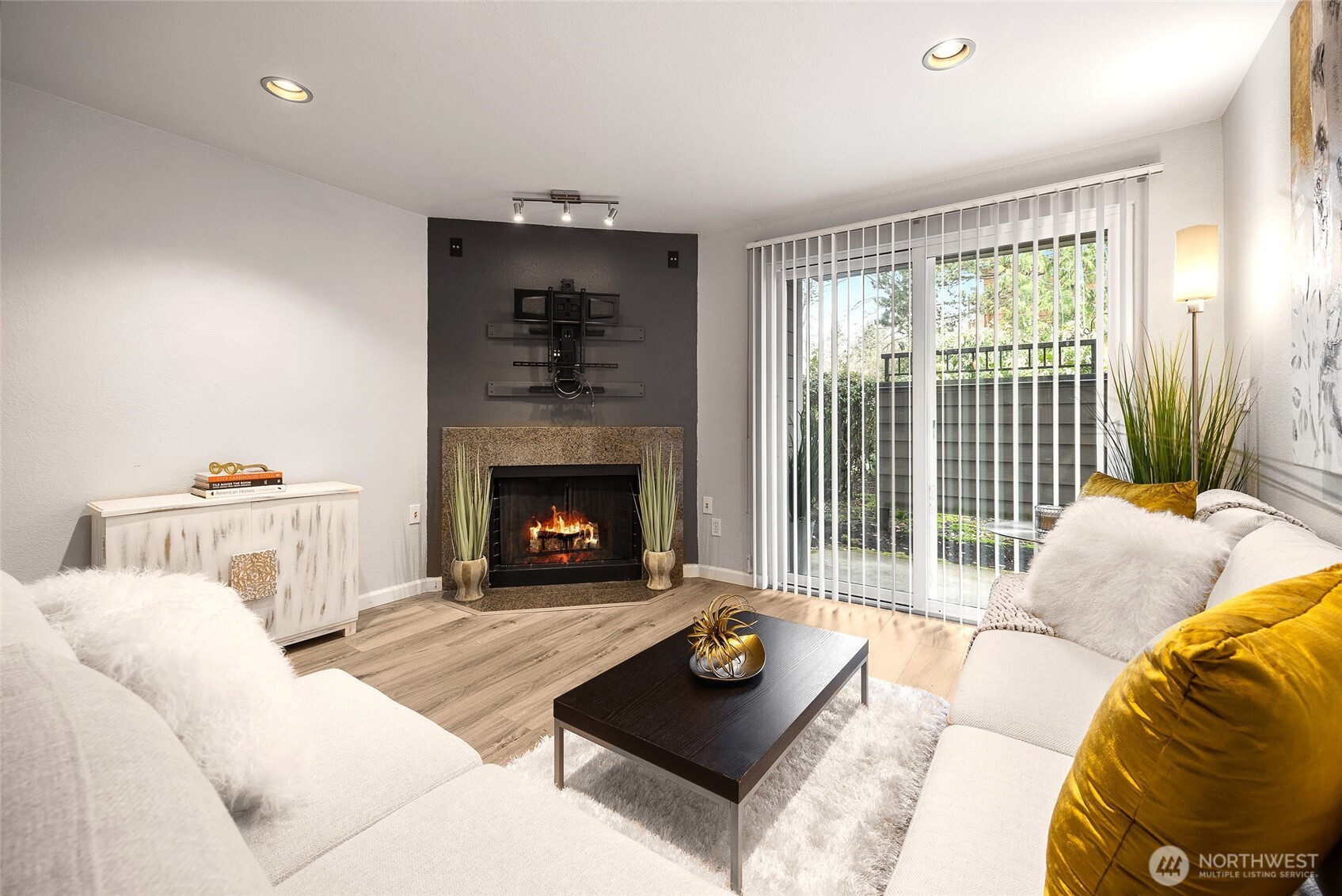 710 Kirkland Circle A102
