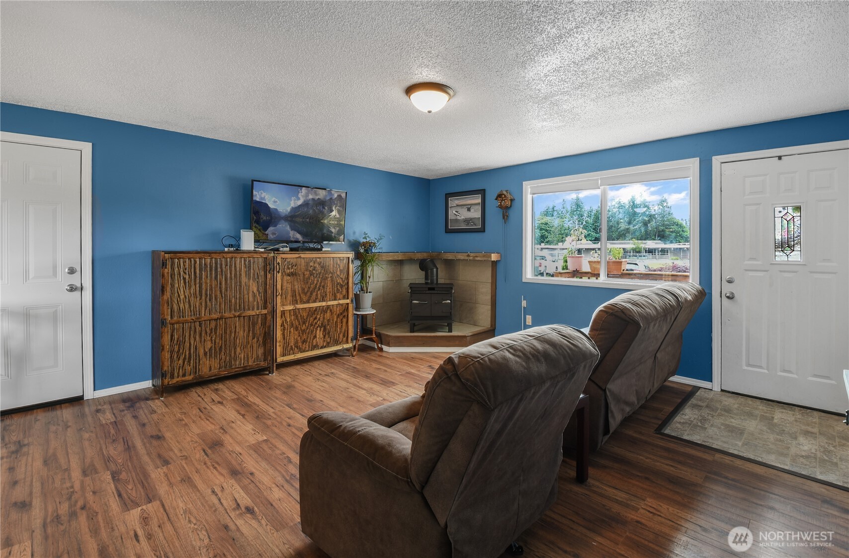 21202 414th Street