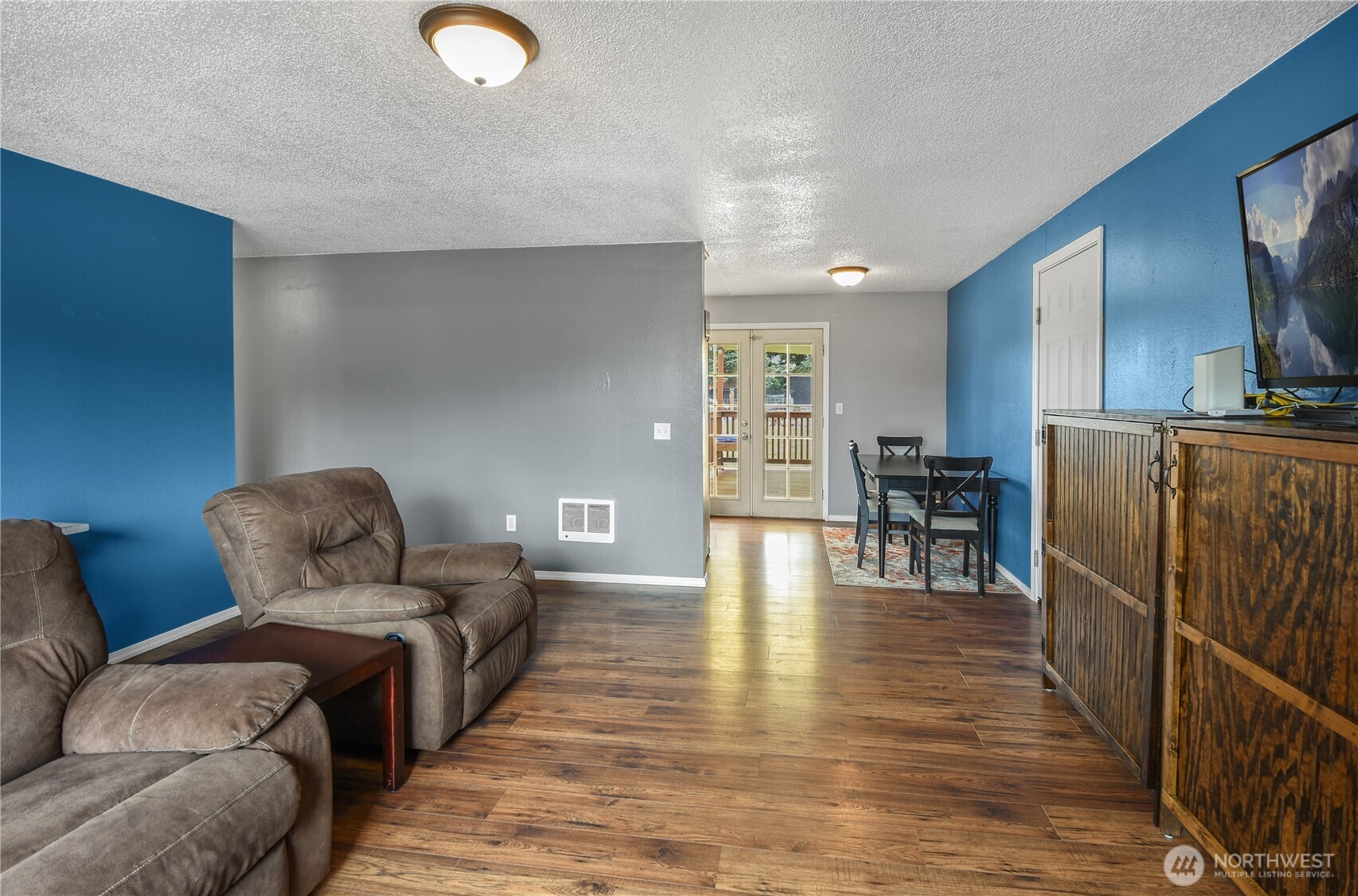 21202 414th Street