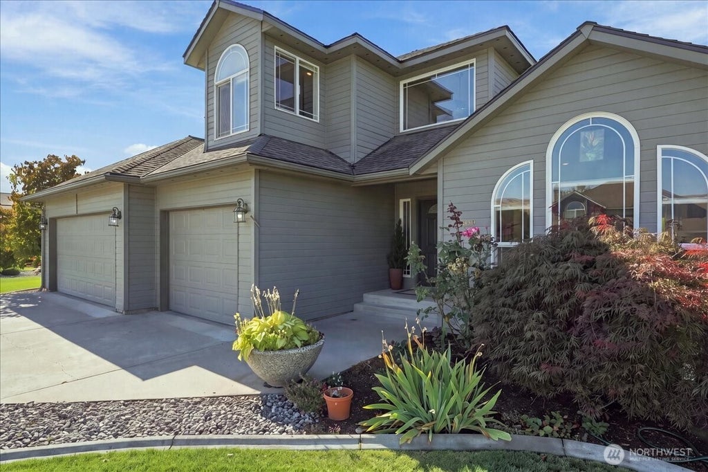 Photo of 2289 Fancher Heights Boulevard, East Wenatchee, WA 98802 (MLS # 2582306)