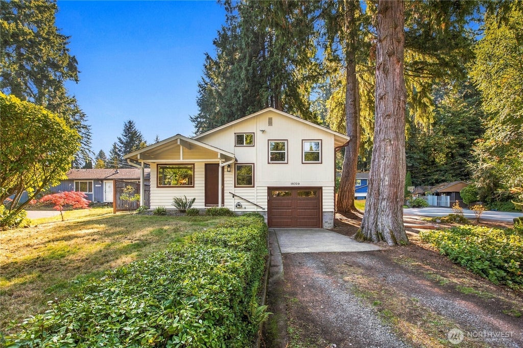 Photo of 18709 Ballinger Way NE, Lake Forest Park, WA 98155 (MLS # 2590997)