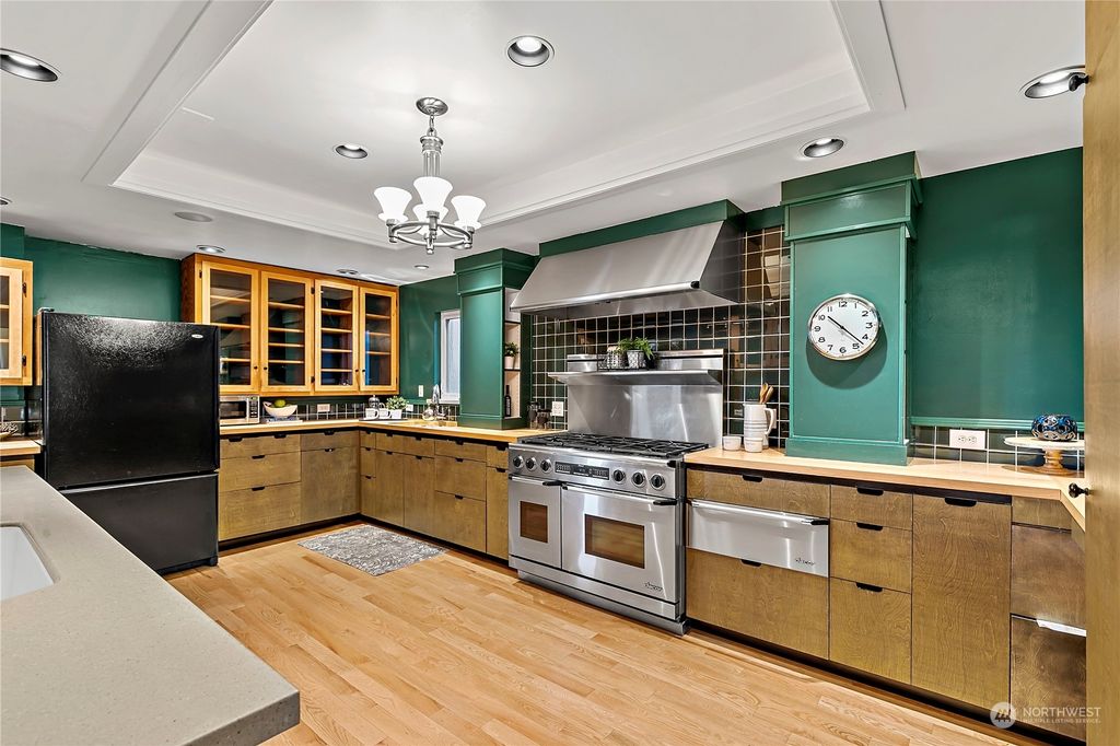 Photo of 2260 12th Avenue W, Seattle, WA 98119 (MLS # 2016876)