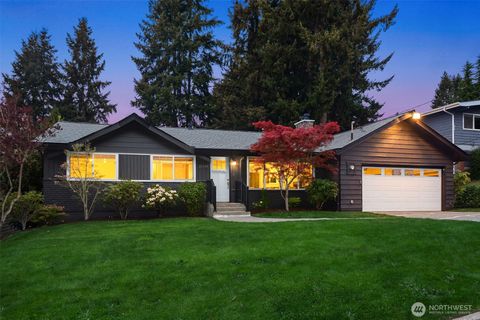 Photo of 15238 NE 3rd Place, Bellevue, WA 98007 (MLS # 2514985)