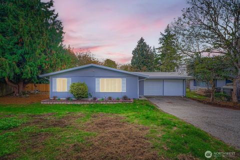 Photo of 3203 S 220th Street, SeaTac, WA 98198 (MLS # 2446933)