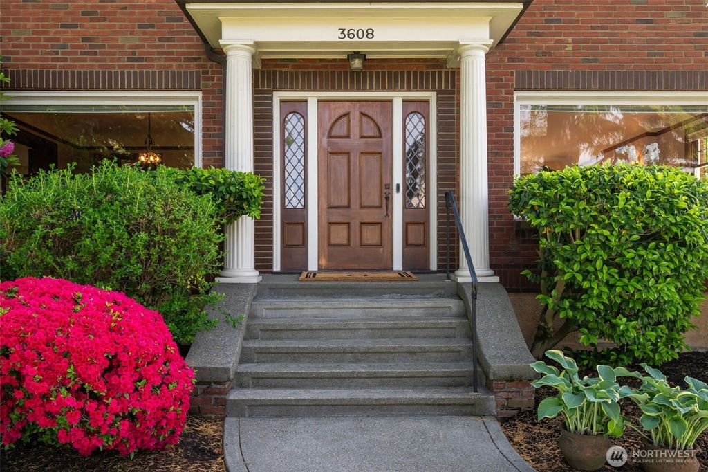 Photo of 3608 43rd Avenue NE, Seattle, WA 98105 (MLS # 2526467)