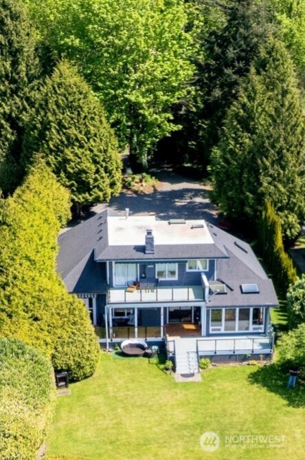 8613 Semiahmoo Drive