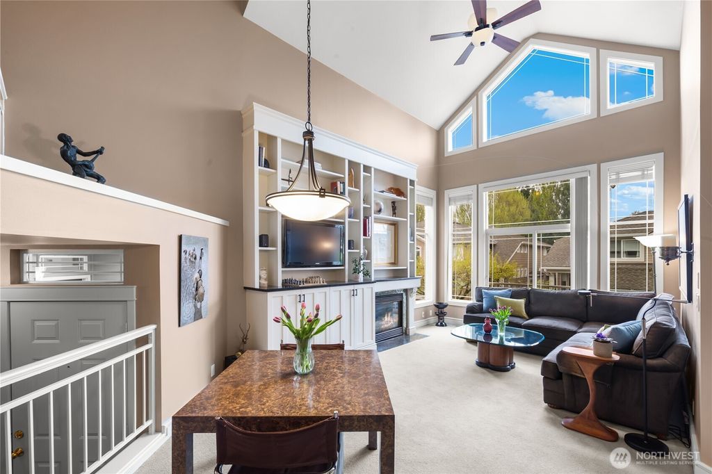 Photo of 8630 113th Lane NE, Kirkland, WA 98033 (MLS # 2507796)