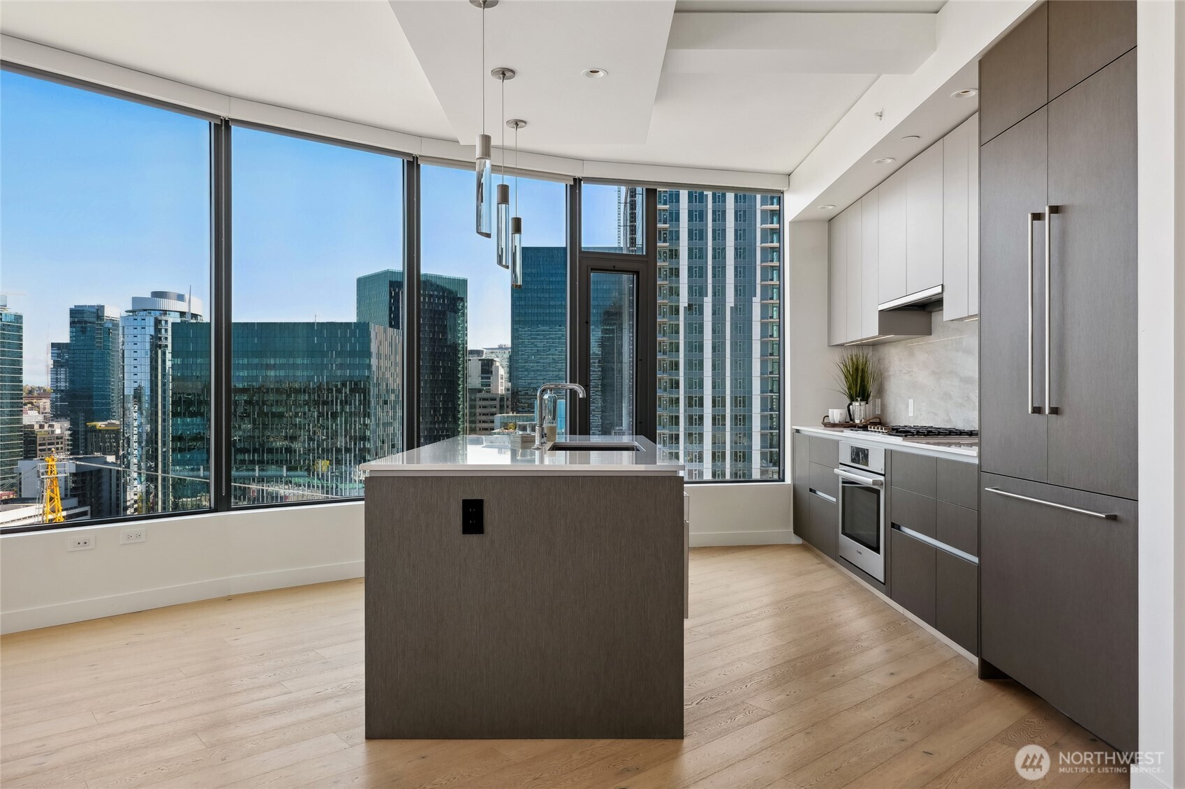 2510 6th Avenue 2602
