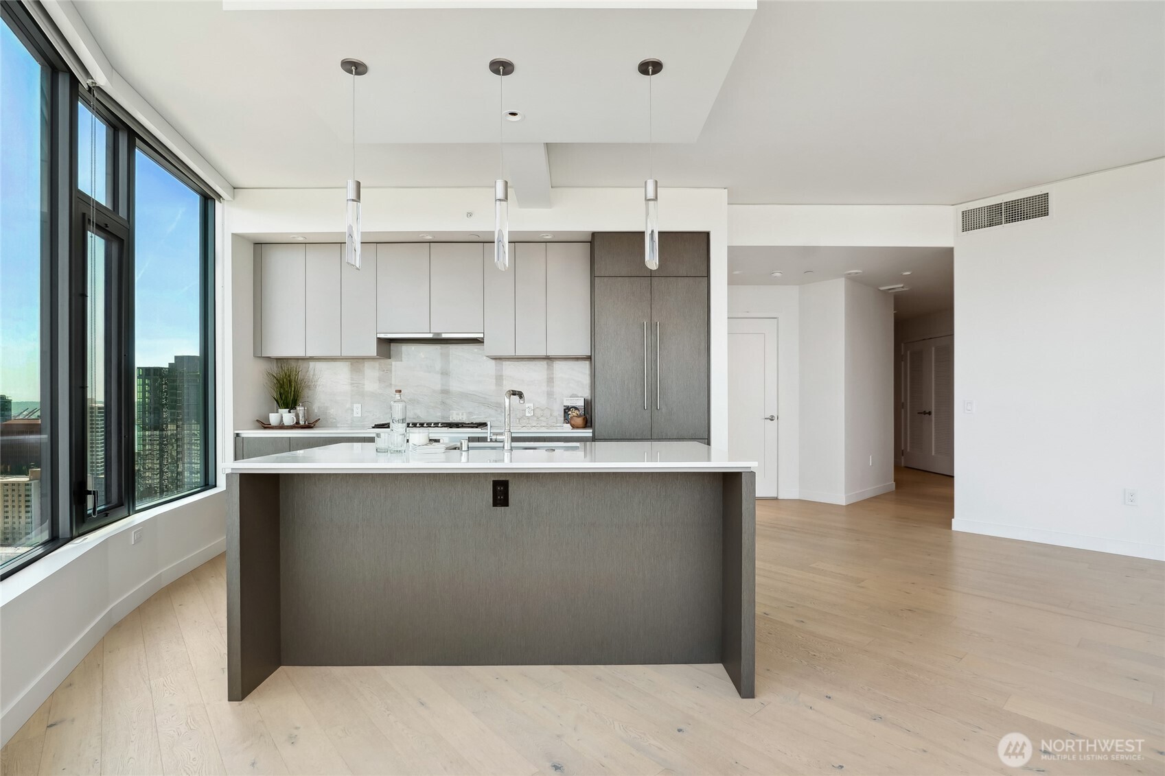 2510 6th Avenue 2602