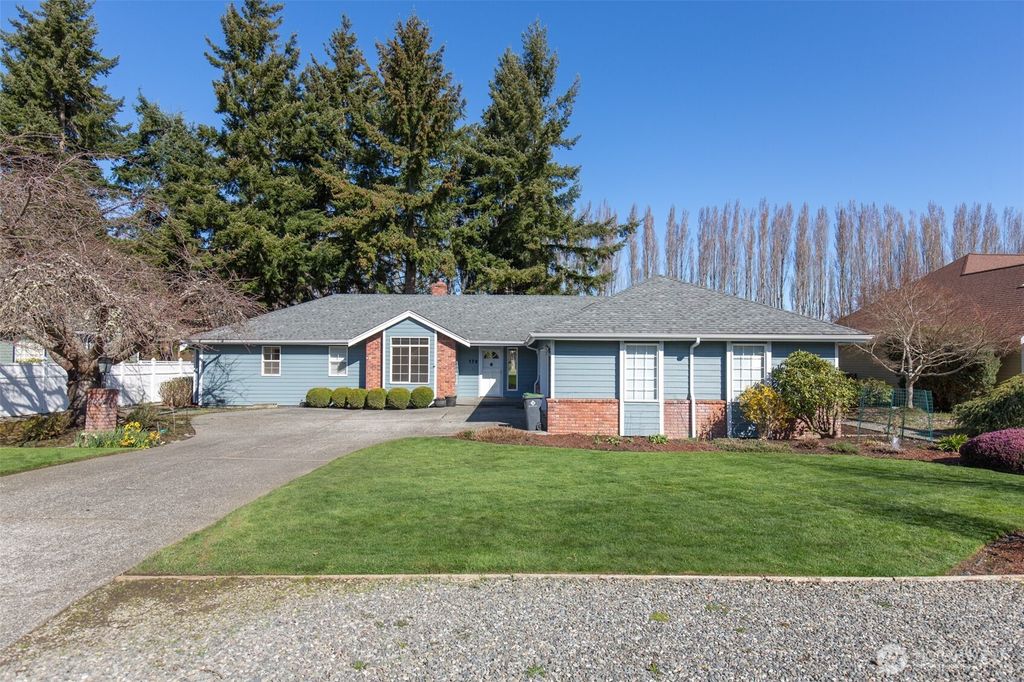 Photo of 170 Hurricane Ridge Drive, Sequim, WA 98382 (MLS # 2499241)