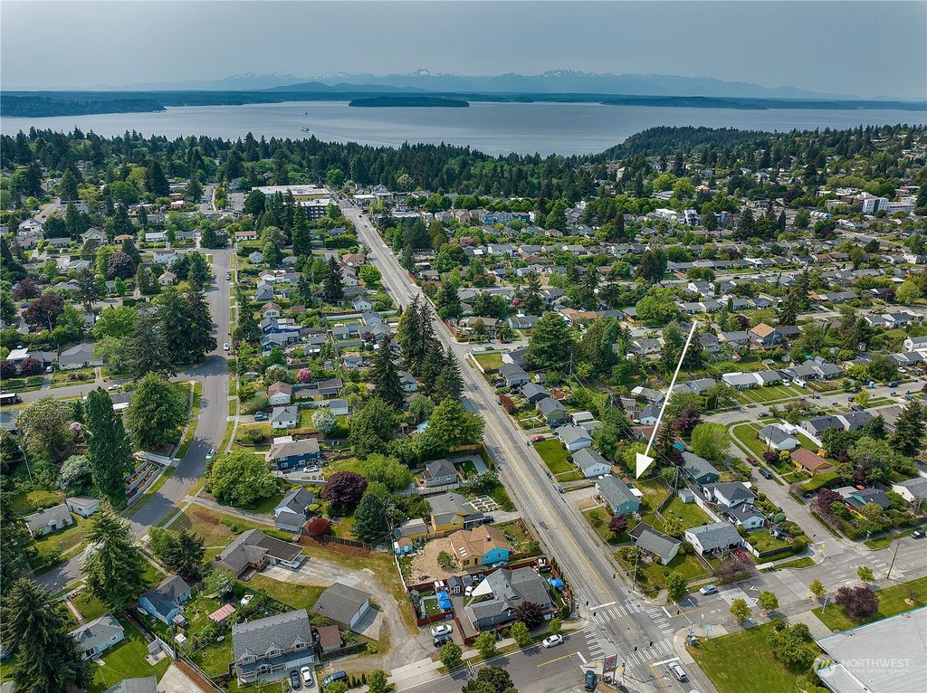 Photo of 3010 SW Roxbury Street, Seattle, WA 98126 (MLS # 2066423)