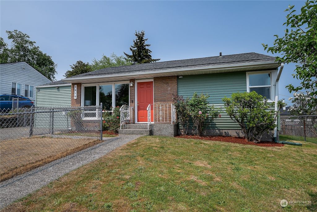 Photo of 3010 SW Roxbury Street, Seattle, WA 98126 (MLS # 2066423)