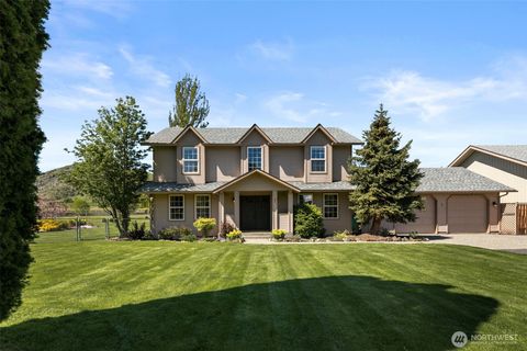 Photo of 94 Voila Lane, Cashmere, WA 98815 (MLS # 2513253)