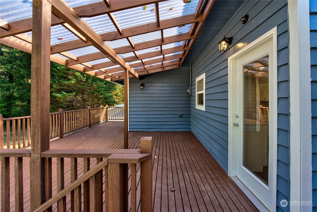 Photo of 31703 Rivershore Lane, Granite Falls, WA 98252 (MLS # 2003523)