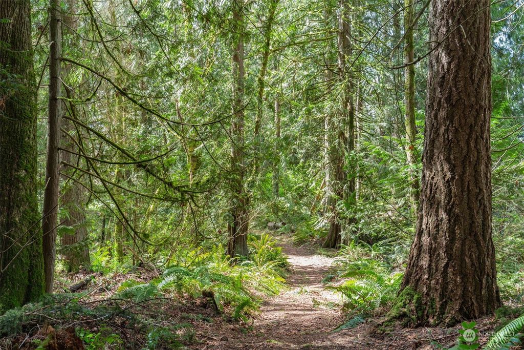 Photo of 3925 147th Avenue NE, Lake Stevens, WA 98258 (MLS # 2056975)