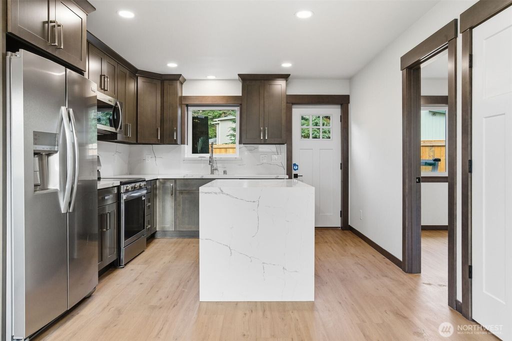 Photo of 1281 Admirals Drive, Coupeville, WA 98236 (MLS # 2467349)