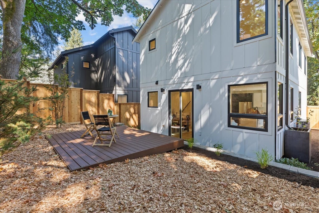 Photo of 11349 23rd Avenue NE, Seattle, WA 98125 (MLS # 2575028)