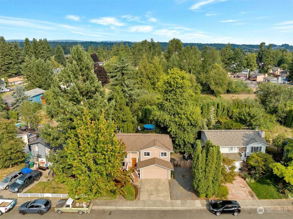 Photo of 10531 52nd Avenue NE, Marysville, WA 98270 (MLS # 2156422)