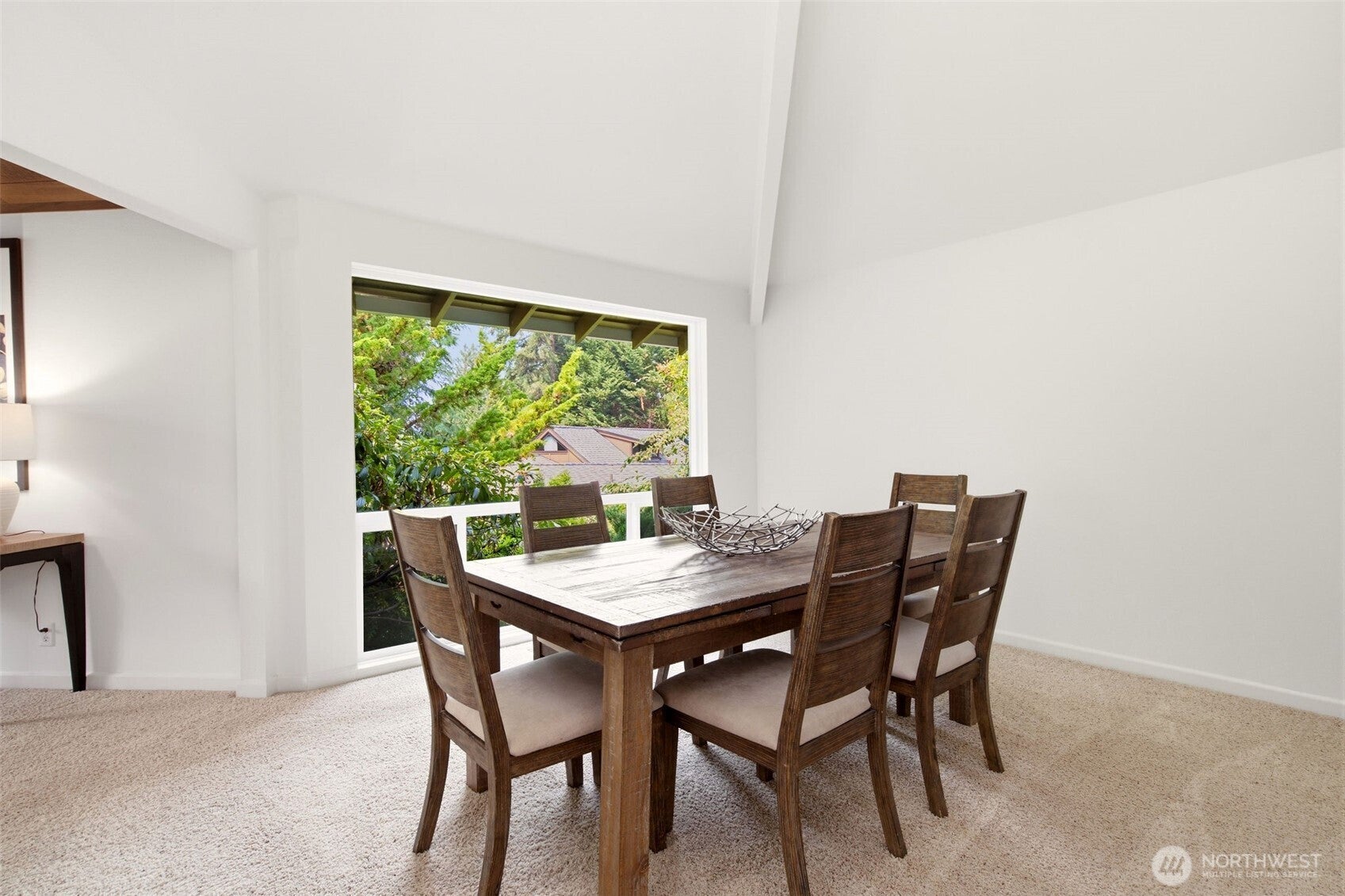 8626 NE 26th Place