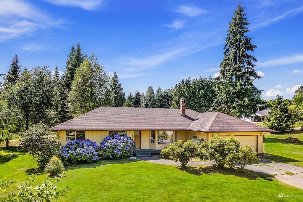 Photo of 18515 126th Street SE, Snohomish, WA 98290 (MLS # 1976464)