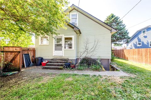 A home in Everett