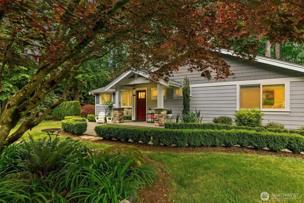 Photo of 23307 49th Avenue SE, Bothell, WA 98021 (MLS # 2525607)
