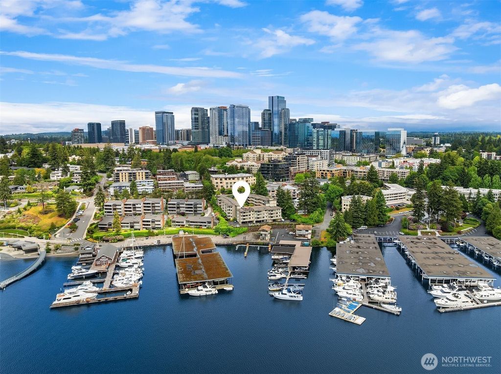 Photo of 9951 Lake Washington Blvd BLVD NE #23, Bellevue, WA 98004 (MLS # 2522218)