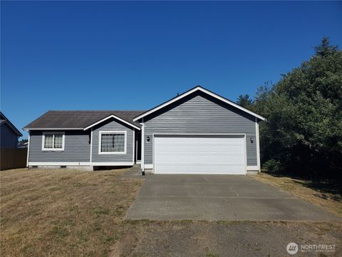 Photo of 368 Snahapish Avenue SE, Ocean Shores, WA 98569 (MLS # 2424714)