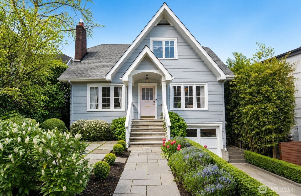 Photo of 2218 E McGraw Street, Seattle, WA 98112 (MLS # 2539502)