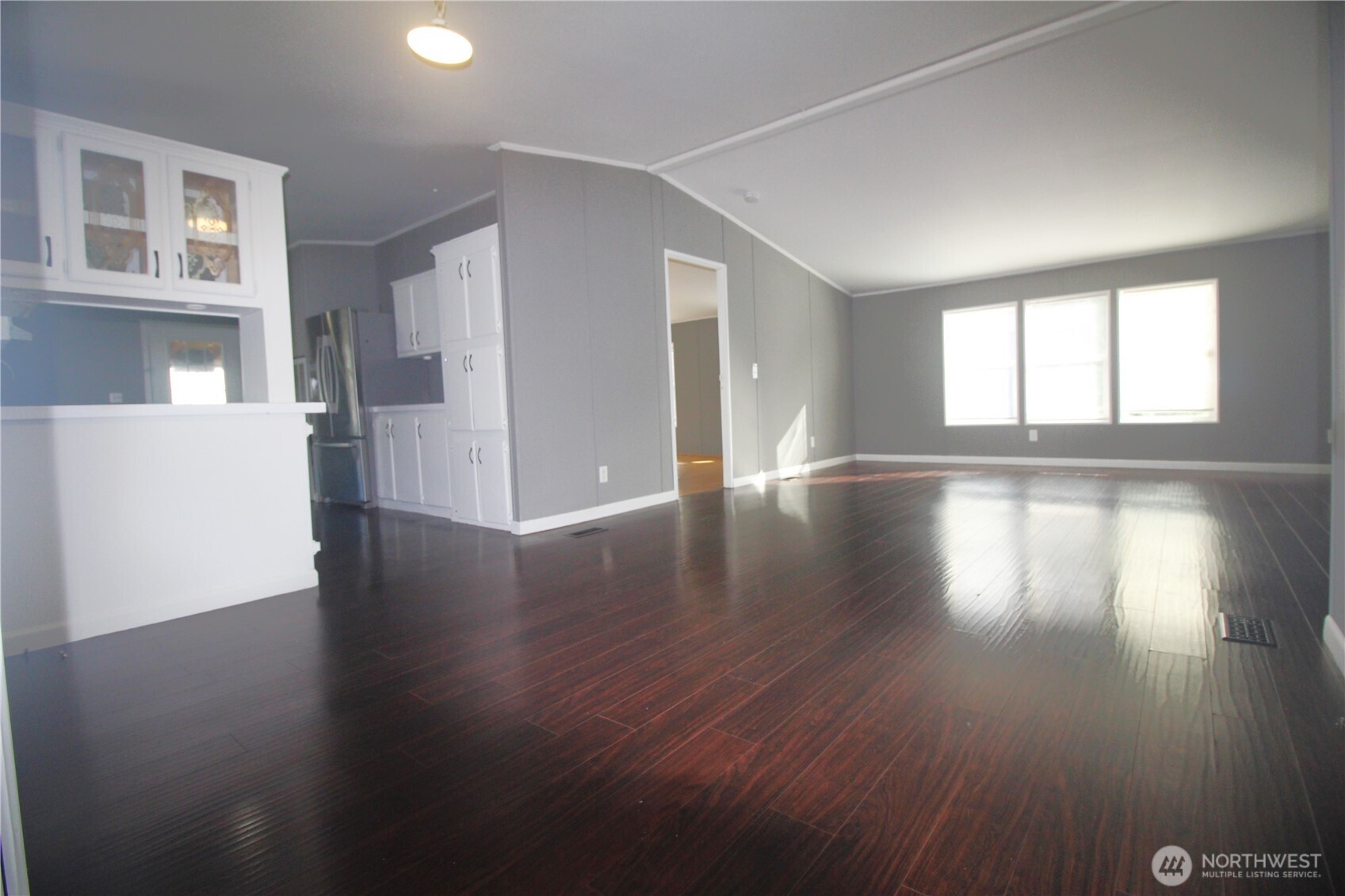 15927 55th Street E 44