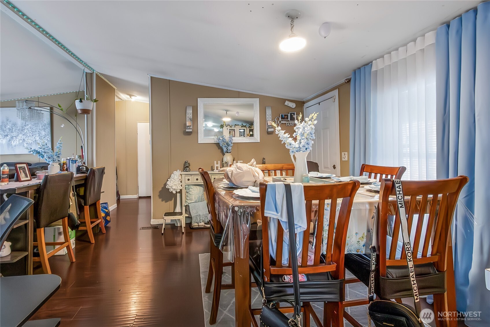 15927 55th Street E 44