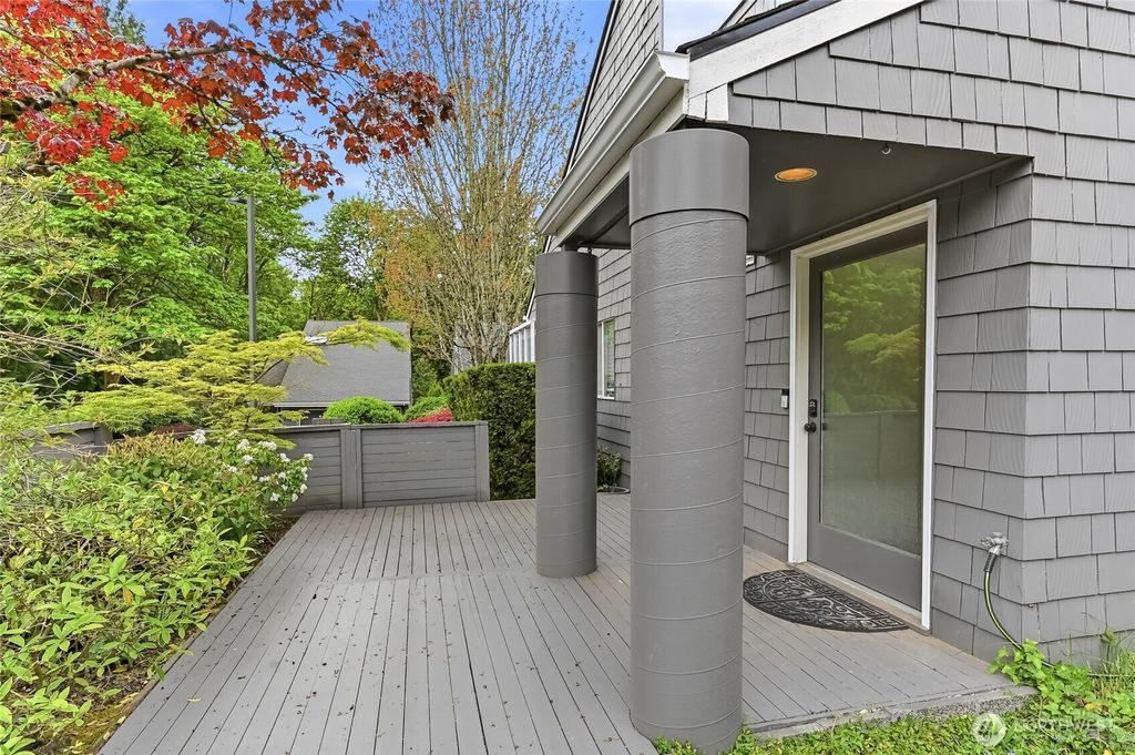 Photo of 613 Bellevue Way SE, Bellevue, WA 98004 (MLS # 2515386)