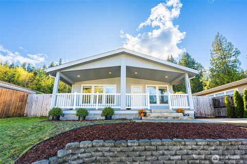 Photo of 1522 W 15th Street, Port Angeles, WA 98363 (MLS # 2449676)