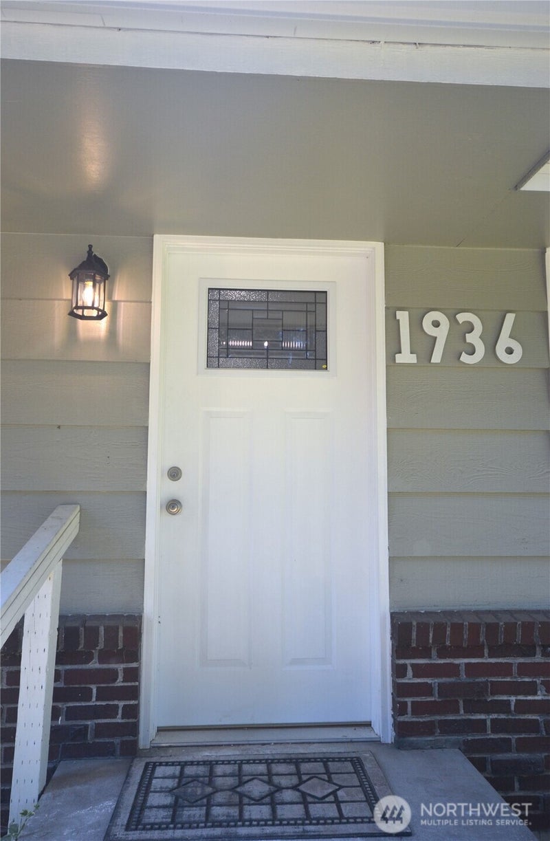 1936 NE Clemens Street