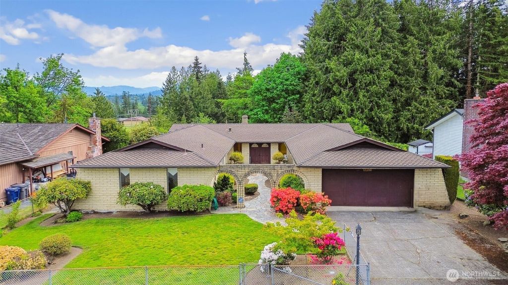 Photo of 1035 E Robinhood Drive, Arlington, WA 98223 (MLS # 2374086)