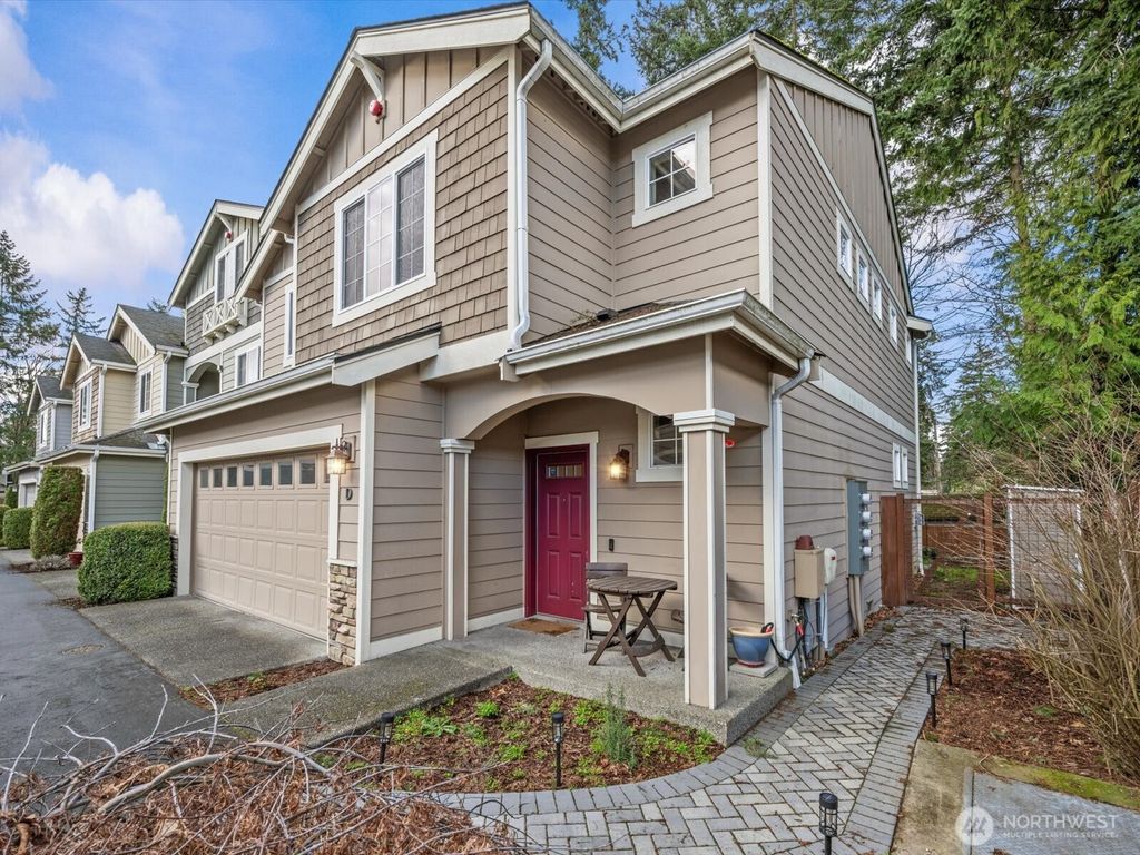 Photo of 20734 76th Avenue W #D, Edmonds, WA 98026 (MLS # 2482337)