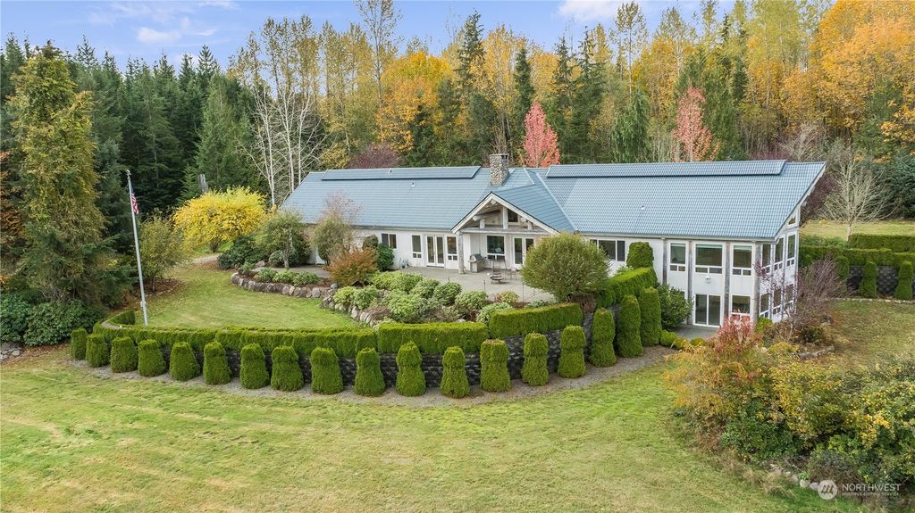 Photo of 9216 Woods Creek Road, Monroe, WA 98272 (MLS # 2188464)